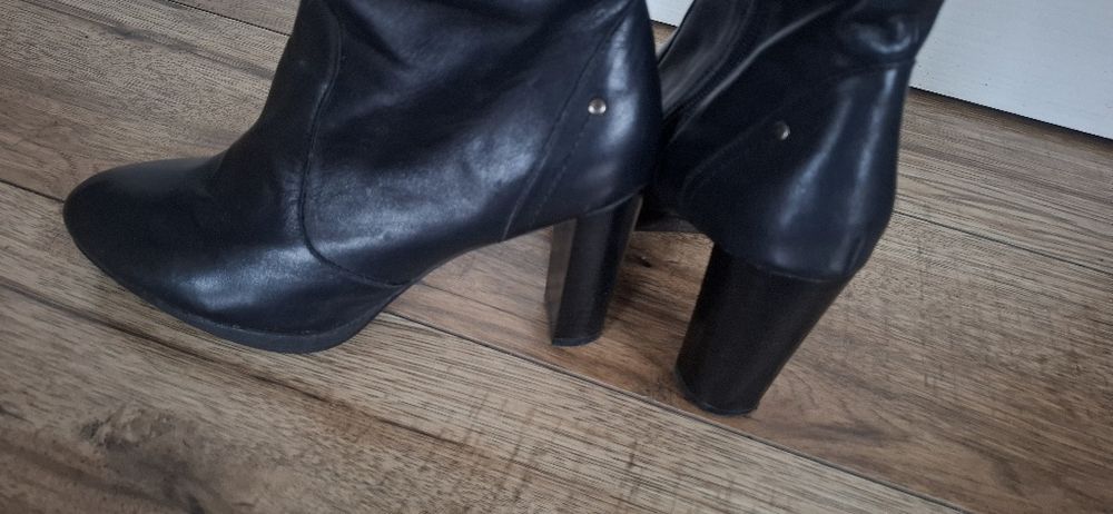 Kozaki skóra 38  słupek