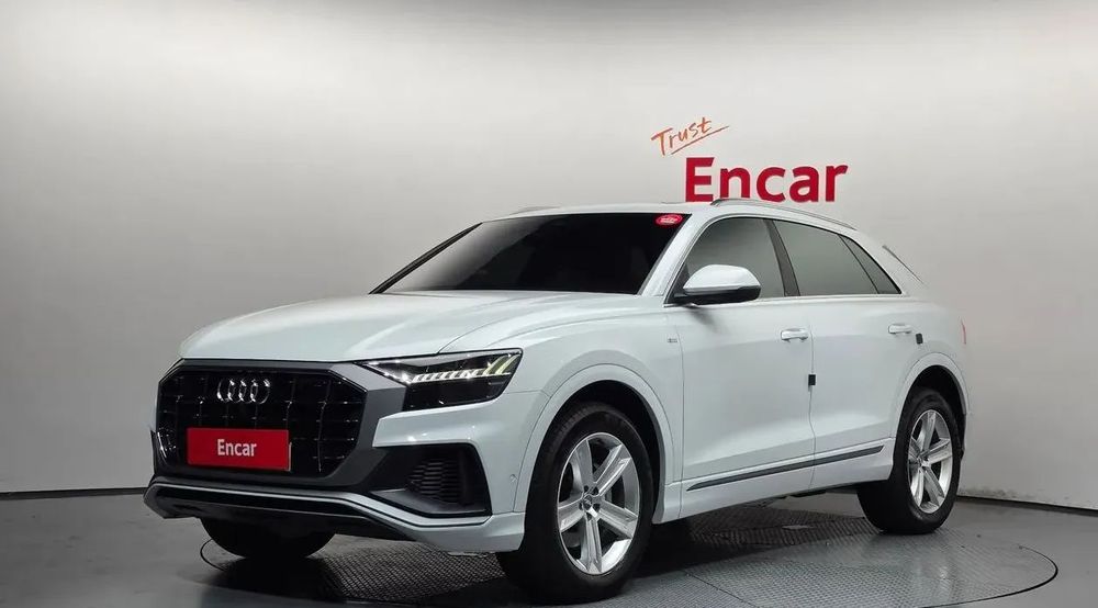 Audi Q8 Audi Q8 (4M) 45 TDI quattro Premium 2020 Bezwypadkowy