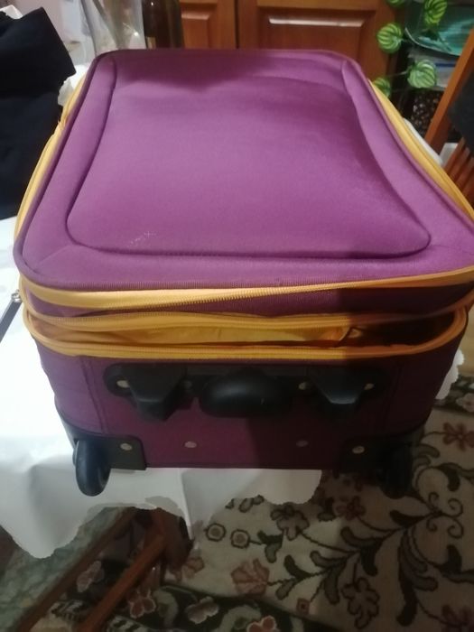 Duas malas de 11 kg troley