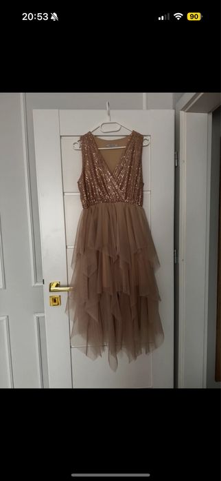 Piekna nowa cekinowa tiulowa midi sukienka