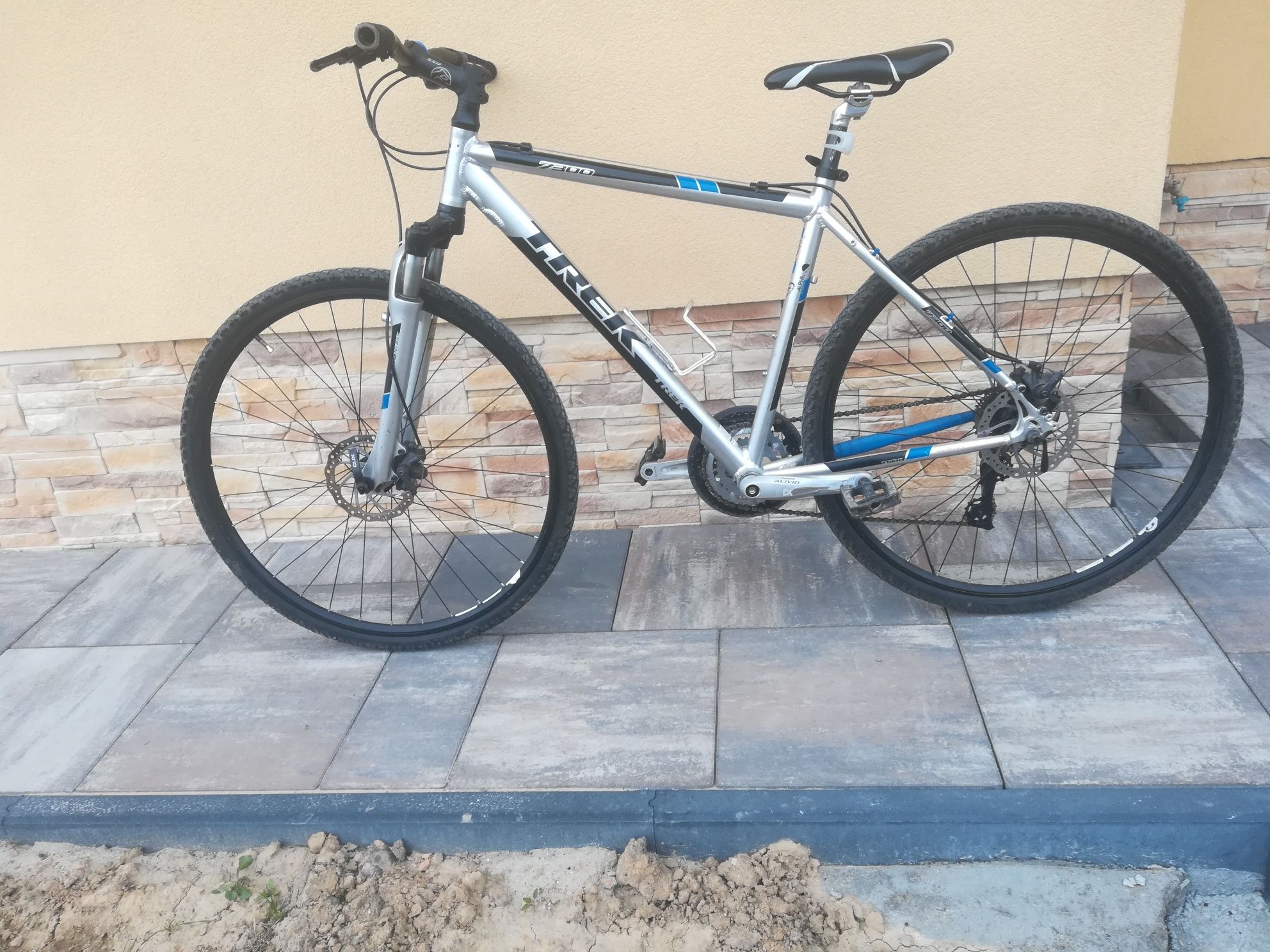 Trek alpha 4000 hotsell