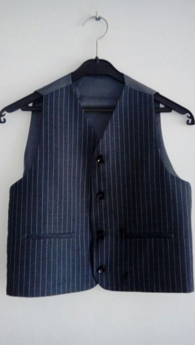 3 cz. Garnitur r.140 w prazki szkola akademia slub wesele chrzciny