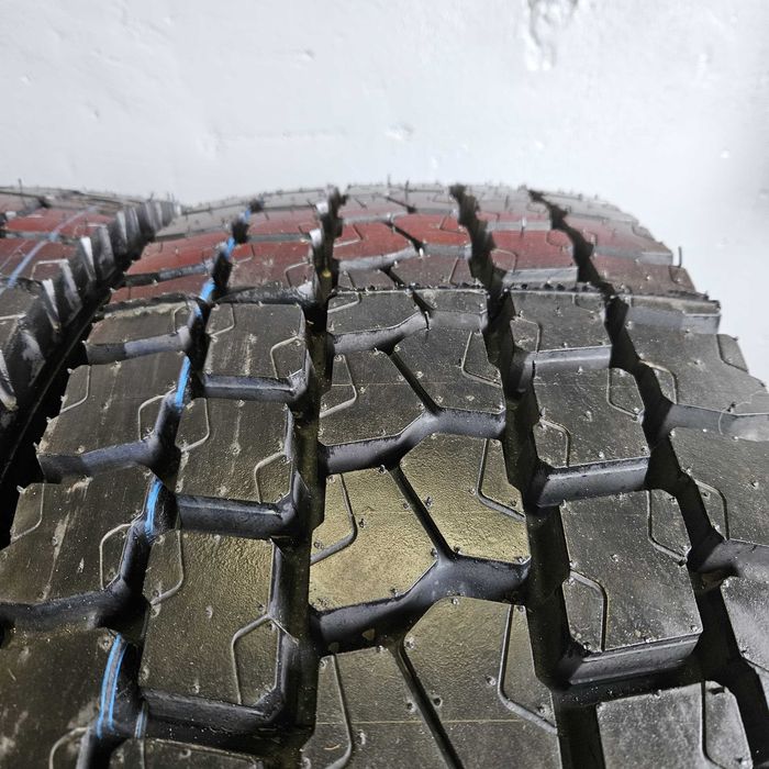 4szt OGISTIK LDOI ACU-LUG M+S 315/70R22,5 nowa bieżnikowana