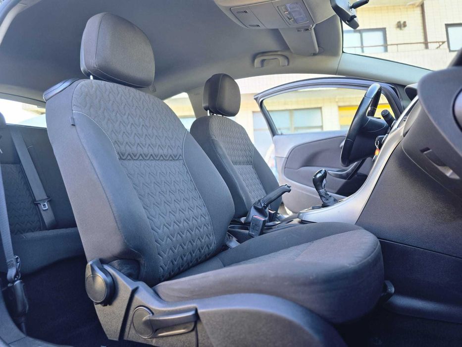 OPEL ASTRA J GTC 1.7 CDTI 110CV