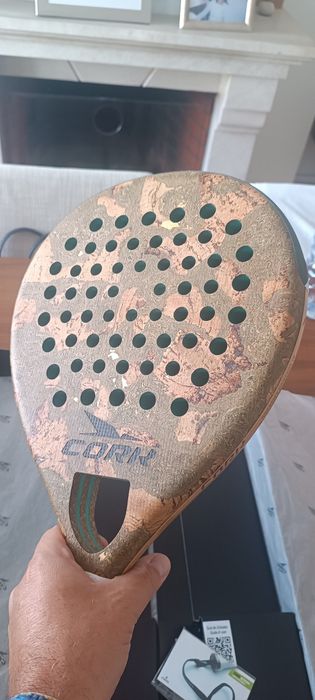 Cork padel Supreme Control IV - tem 5 jogos, estado igual a novo