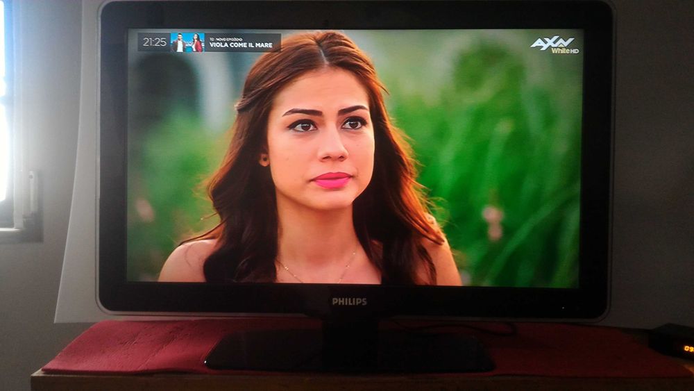 Lcd PHILIPS 37 polegadas com HDMI e USB