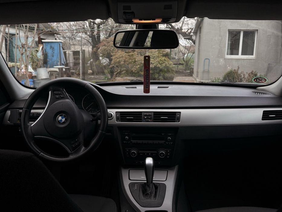 Продам BMW E90 2л дизель