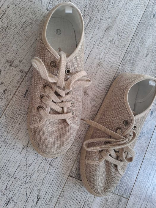 2 pary NOWYCH butów, rozmiar 39, trampki House