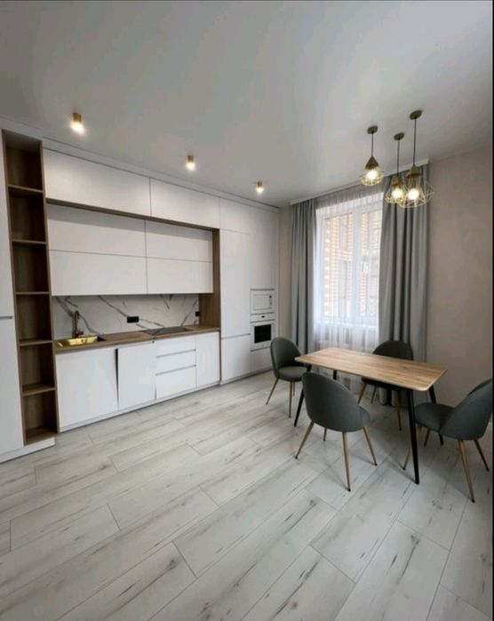 Двокімнатний люкс на Яровиці