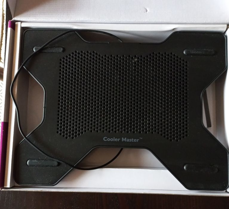 Base para refrigeração para portáteis