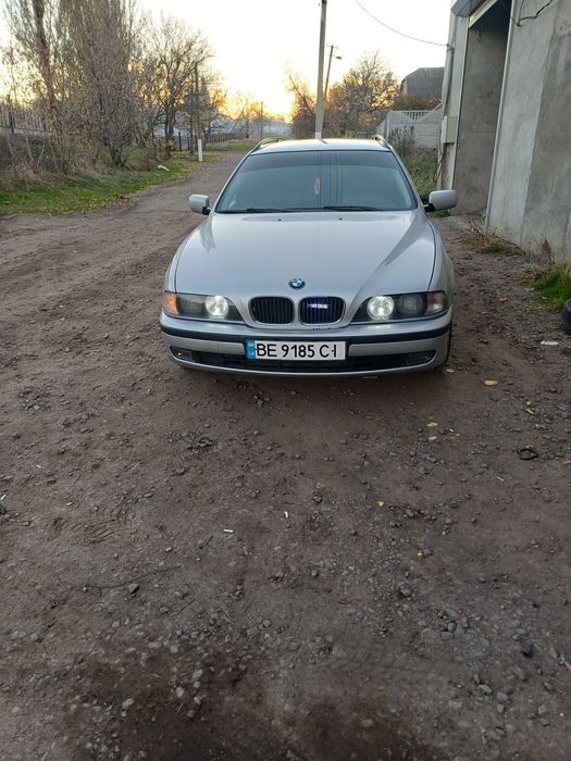 Продам BMW e39 3 л дизель