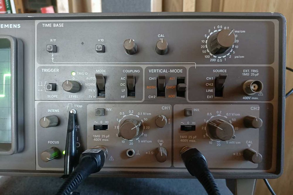 Oscyloskop SIEMENS D1010 20MHz