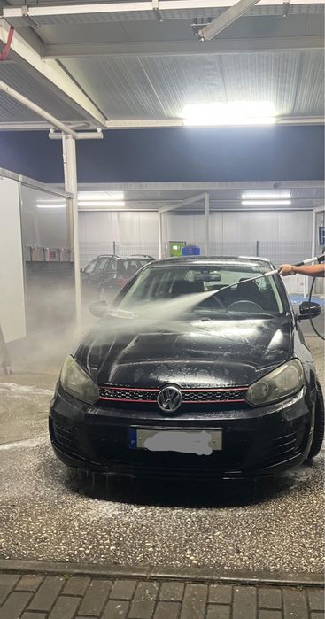 Golf 6 1.6 TDI de 2009 highline looks GTI (valor negociavel)