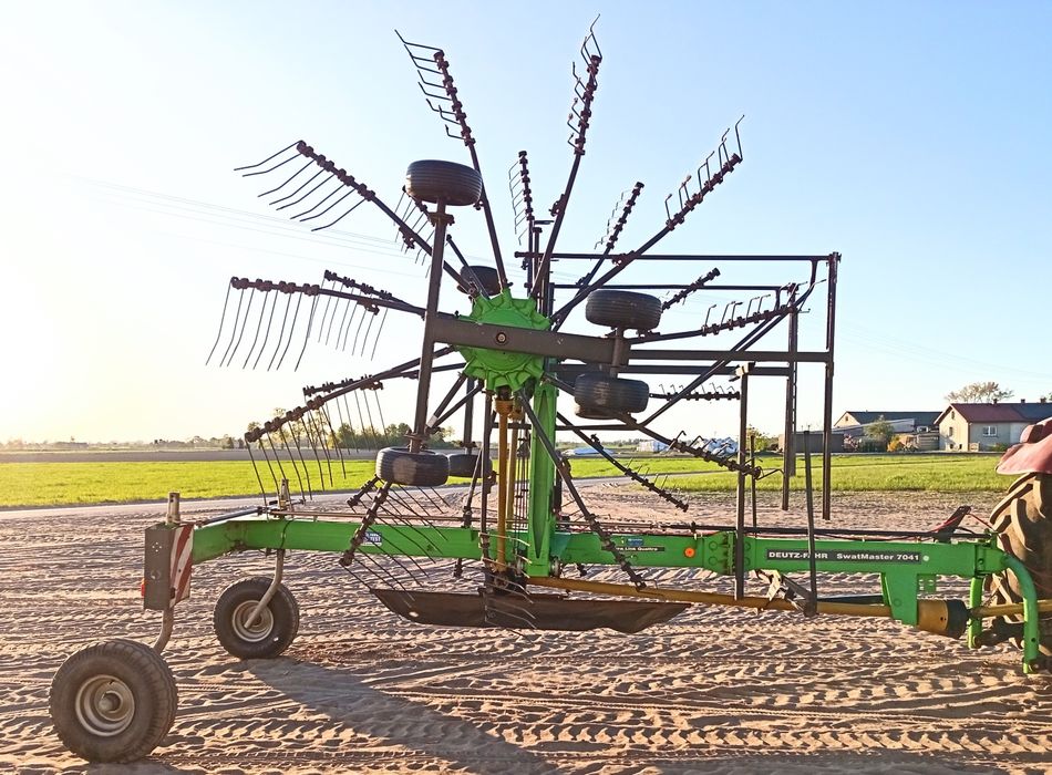 Zgrabiarka Deutz fahr 7041. Kuhn pottinger