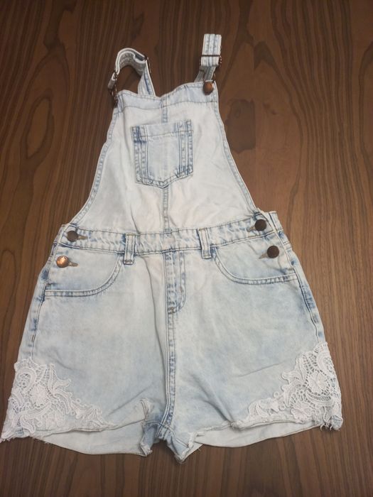 Jardineira para menina dos 10 aos 12 anos