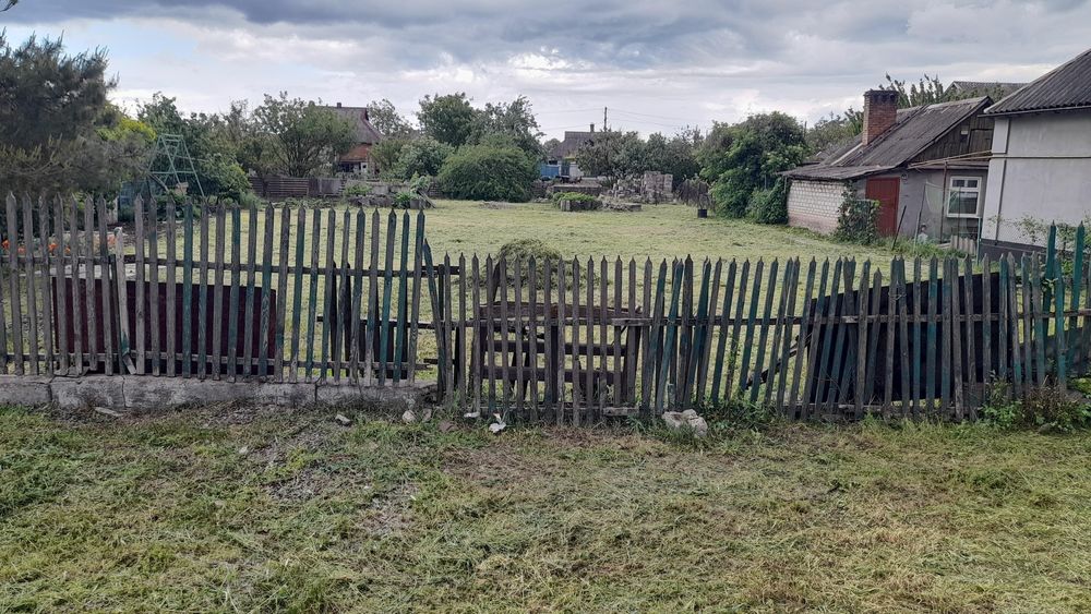 Продаж ділянки по червоній лінії. Ласточка вул.Вечірньокутська