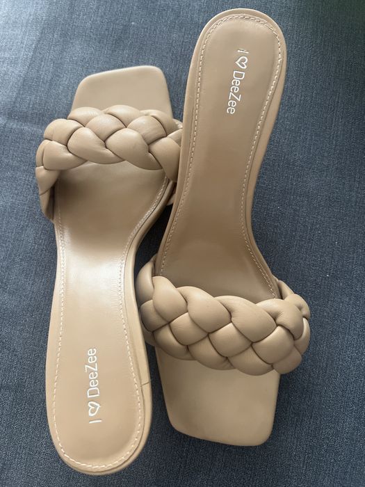 Sandały, klapki, buty letnie na obcasie DeeZee, kaczuszka