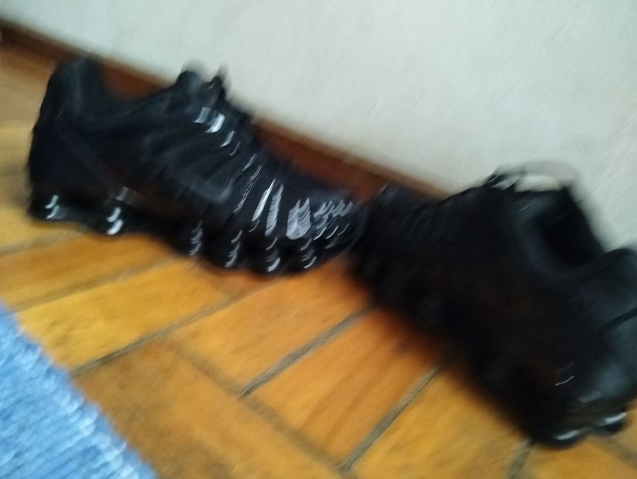 Nike Shox TL pretas novinhas.