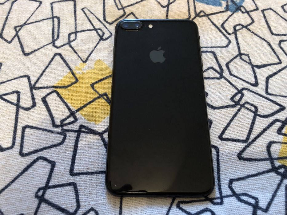 iPhone 7 Plus 128GB Jet Black Neverlock