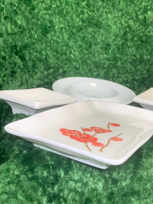 Японський набір для суші / закусок на двох з квітковим декором новый