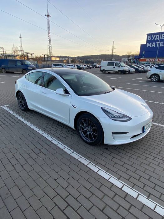 Тесла 3 , Long Range 2020 рік Повний привід