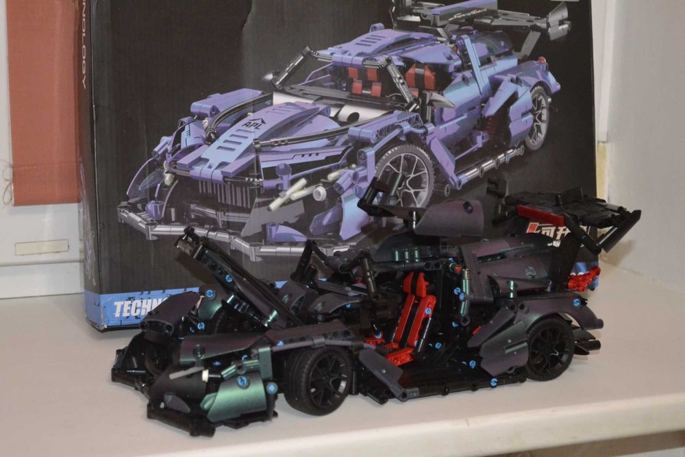 Конструктор Техник. Суперкар 1108 деталей