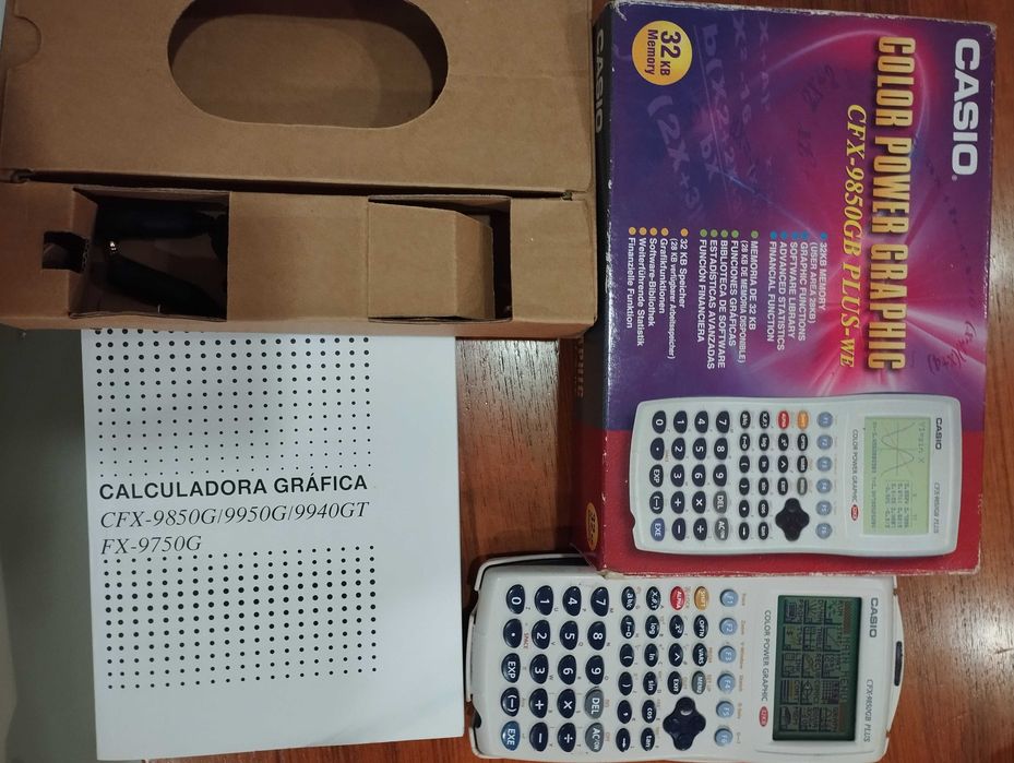 Calculadora Casio CFX-9850GB Plus