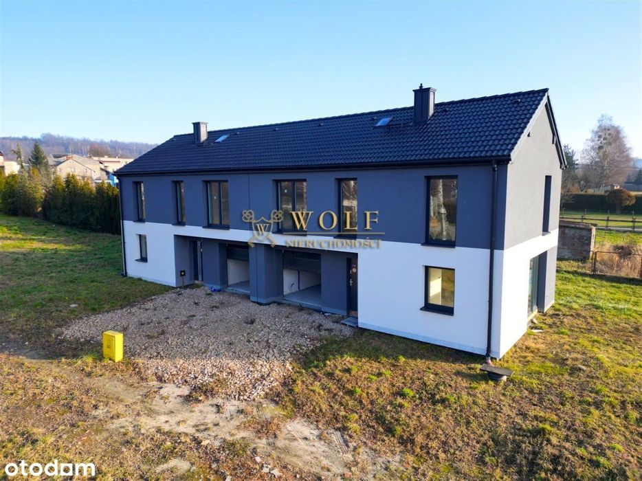 Nowoczesny dom w zabudowie bliźniaczej - Rogoźnik