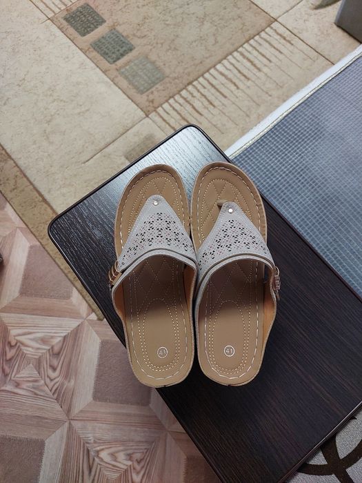 Жіночі літні босоніжки