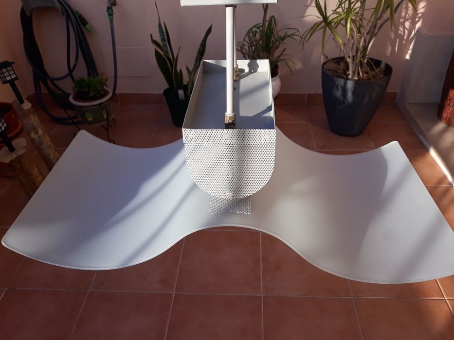 Candeeiro sala em vidro fosco. Moderno.