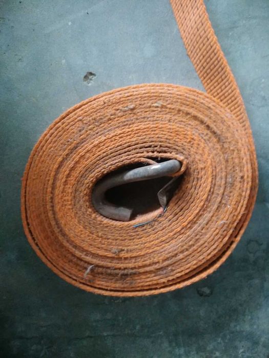 Стяжний ремінь з посиленою тріскачкою