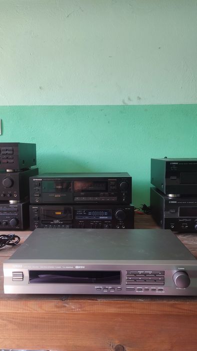 Tuner Yamaha TX-592RDS