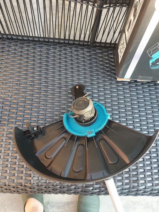 Podkaszarka akumulatorowa Dedra DED 7090 i akumulator Dedra 18V 4Ah