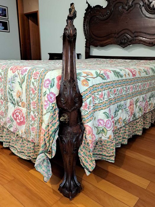 Mobília de quarto estilo antigo