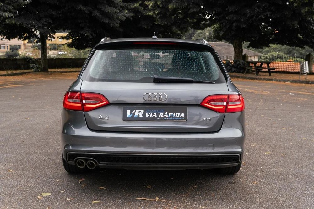 Audi A4 Avant 2.0 TDI Business Line S-line