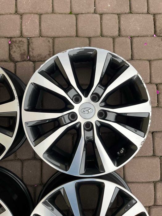 Oryginał alufelgi Hyundai 5x114,3 17 cali CZUJNIKI I30 I40 BICOLOR
