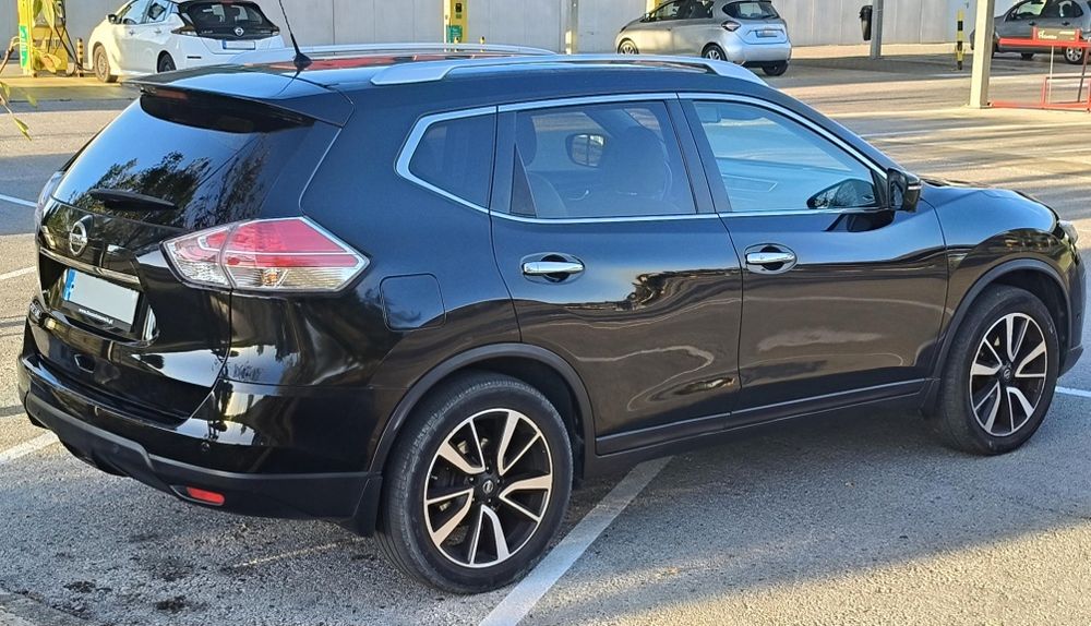 Nissan Xtrail 4x4 130CV Diesel 7lugares foto 5