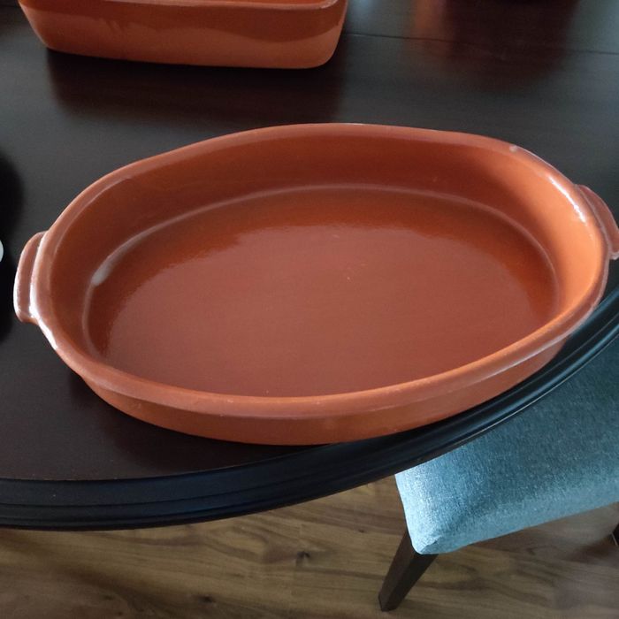 Assadeira de barro, nunca usada