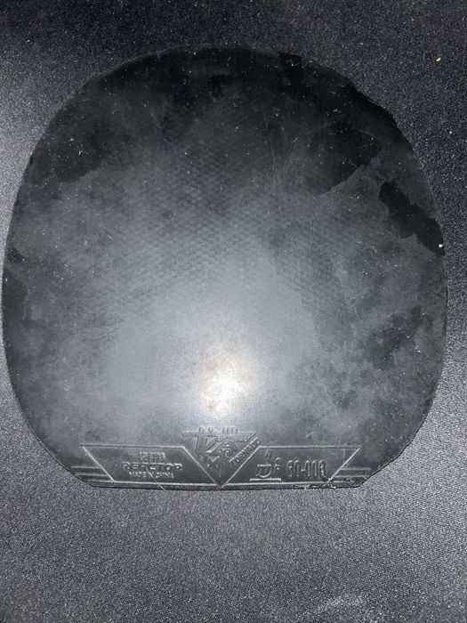 Borracha de tenis de mesa/ pingpong t88 ultra spin e reactor tornado com pouco uso.