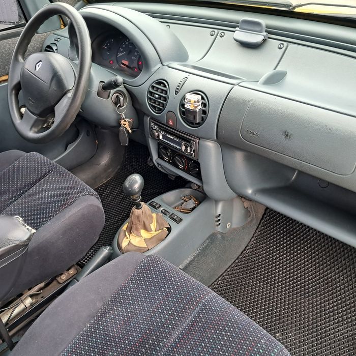 Продам рено кенго мотор добрий