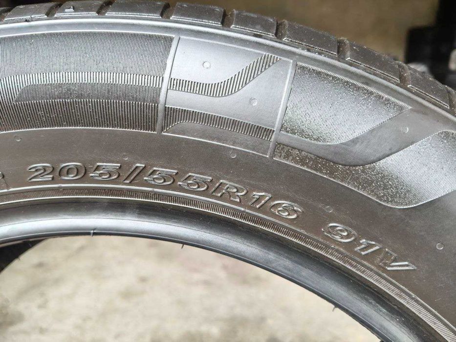 Nexen N`Blue S 205/55r16 made in Korea 2шт, 20год, 5мм, ЛЕТО. Привезены из Германии