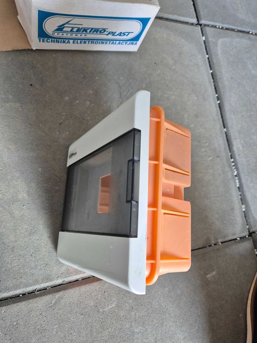 Rozdzielnia podtynkowa SRP 6  2.1 ELEKTRO - PLAST