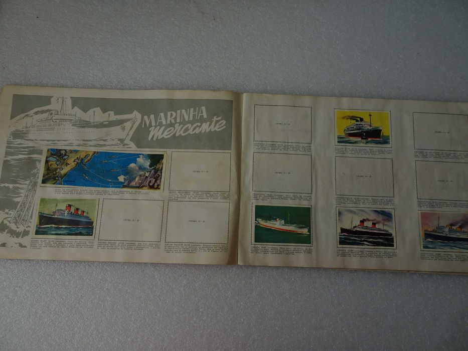 Caderneta de cromos Navios e Navegadores (faltam 118 cromos)