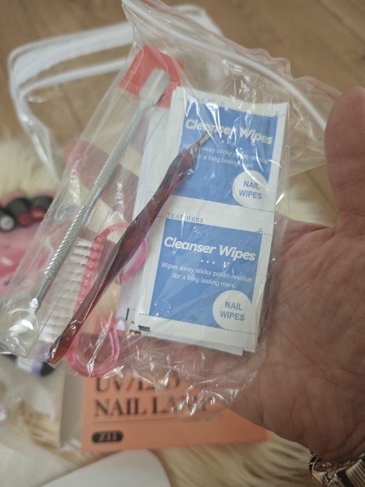 Zestaw do manicure hybrydowego