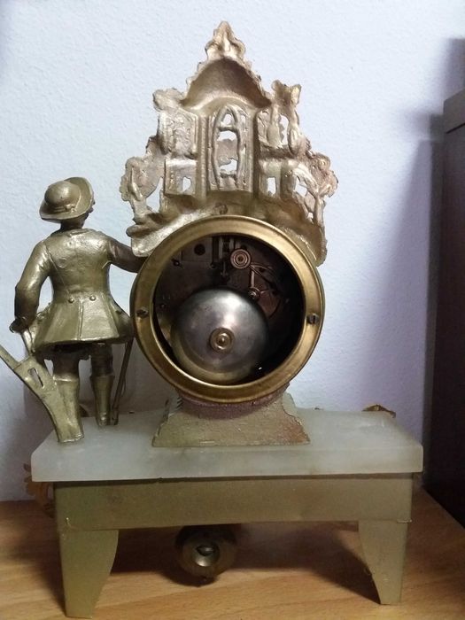 Relógio de Mesa, 2 cordas, 100 anos