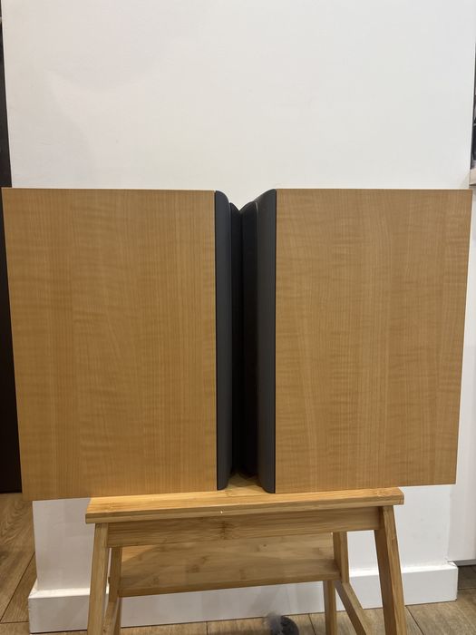 Bowers & Wilkins DM 303 Odbiór tylko osobisty.