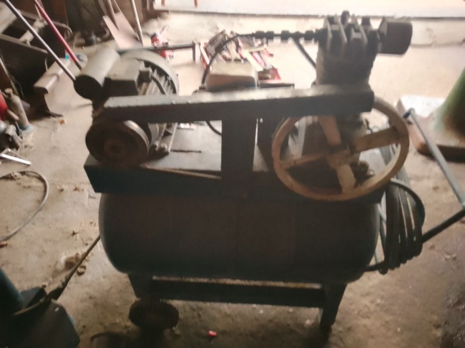 Sprężarka 90l produkcji niemieckiej