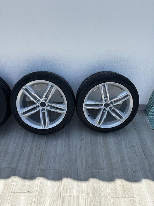Jantes MAM de Liga Leve 18” com pneus 245/40 + 2 Pneus Michelin e-Primacy 225/40