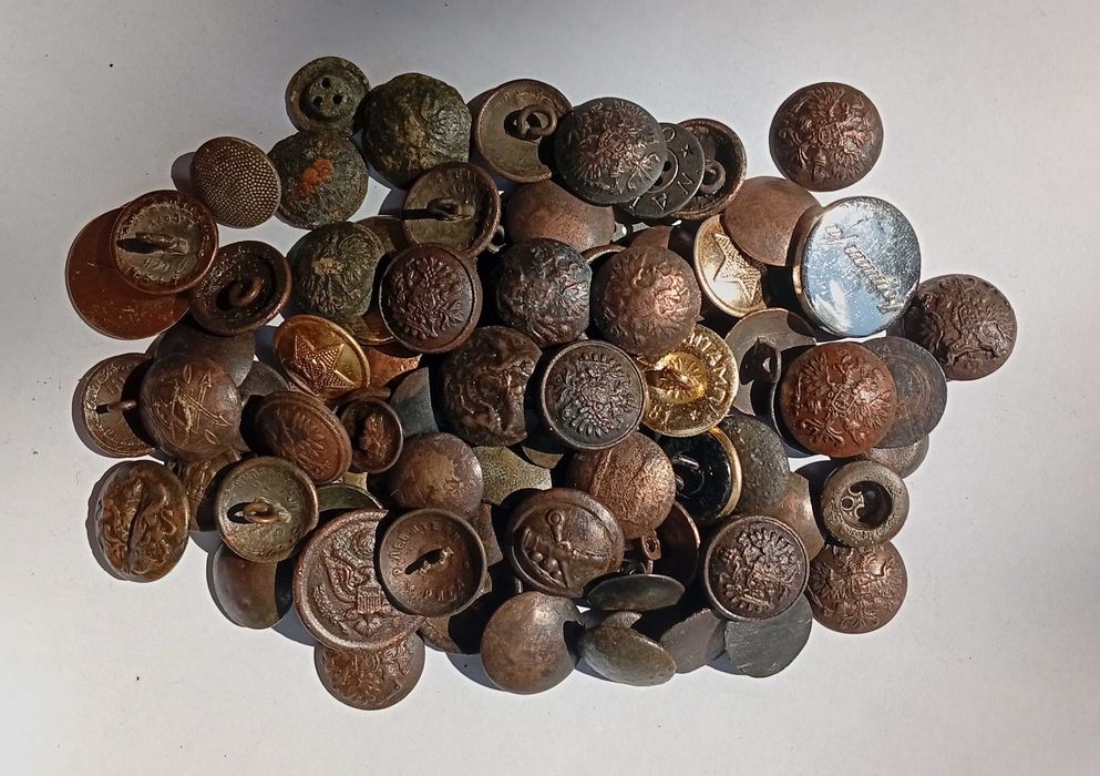 Гудзики, старі. 87 шт.