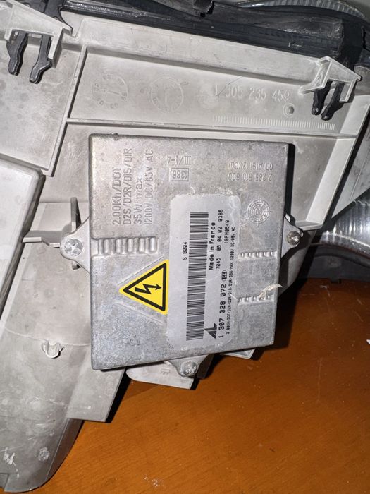 Oticas Versão Xenon para W203